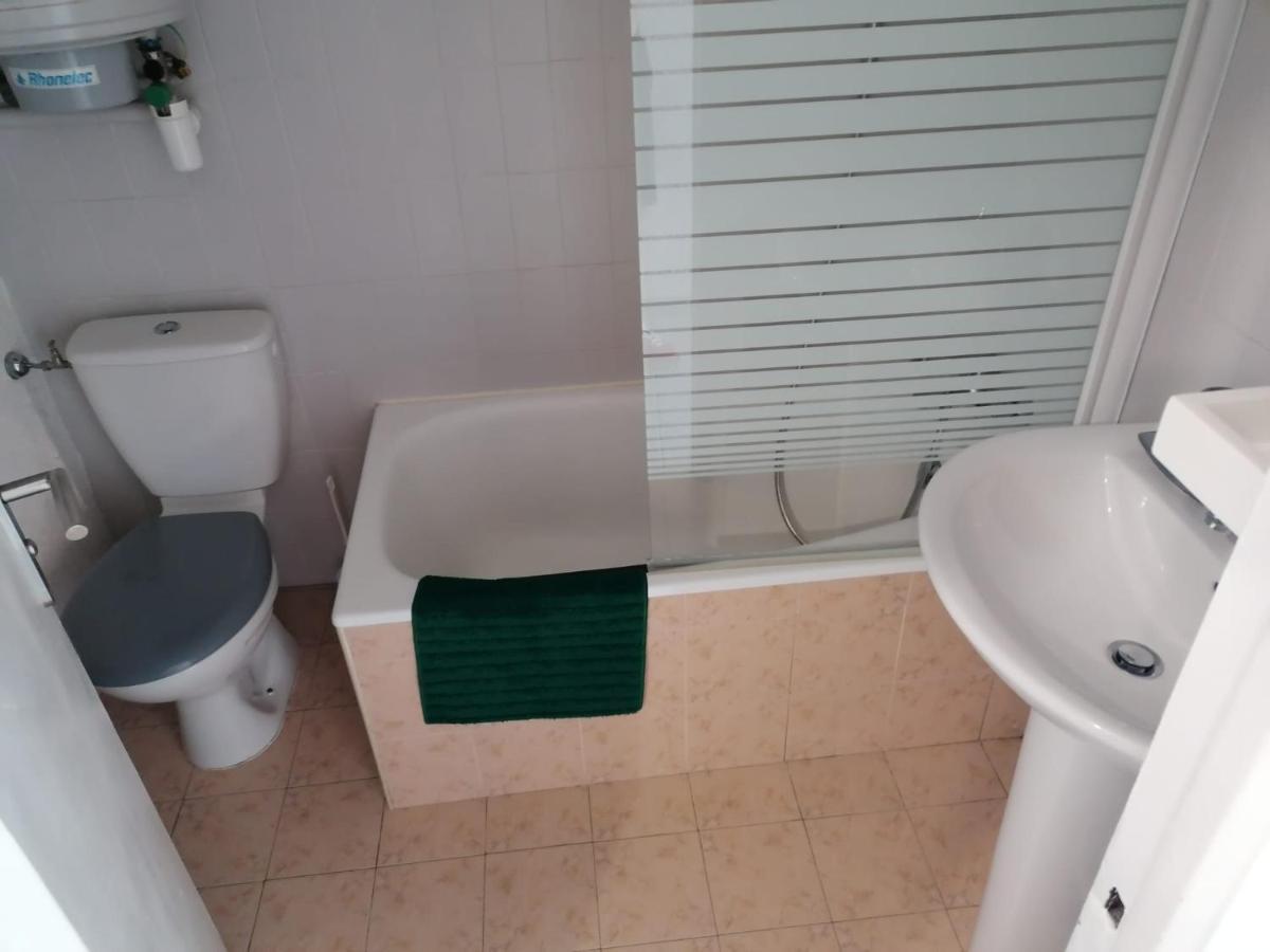 Joli Studio Bord De Mer, Clim, Balcon, Parking Prive Menton Luaran gambar